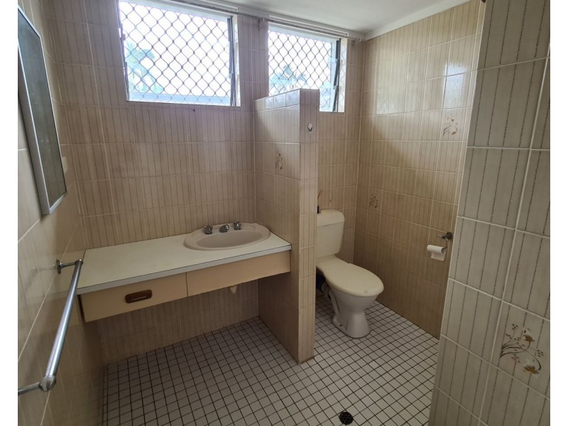 9/175 Sheridan Street, Cairns North QLD 4870