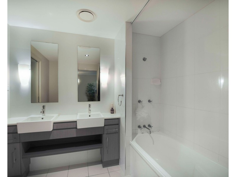 780/12-21 Gregory Street, Westcourt QLD 4870