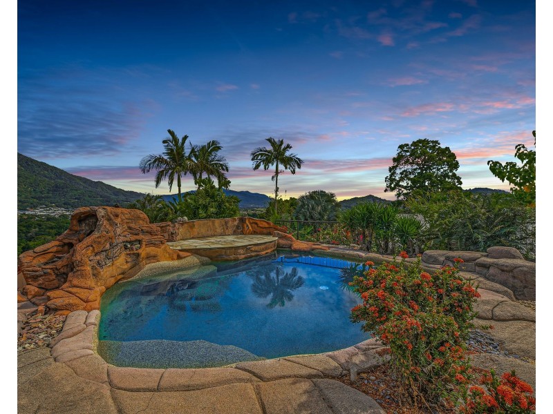 37 View Street, Brinsmead QLD 4870