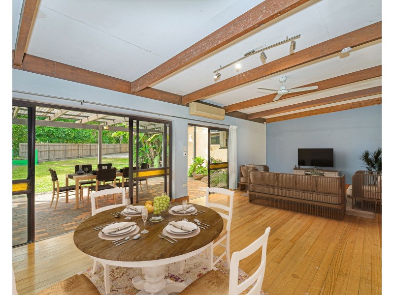 37 View Street, Brinsmead QLD 4870