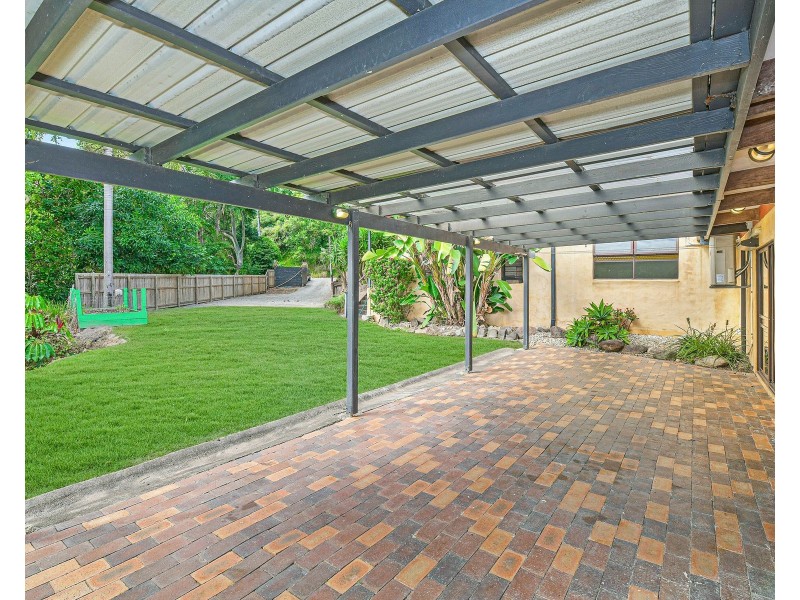 37 View Street, Brinsmead QLD 4870