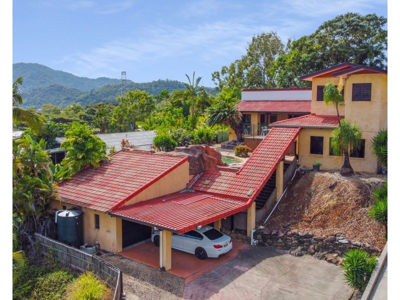 37 View Street, Brinsmead QLD 4870