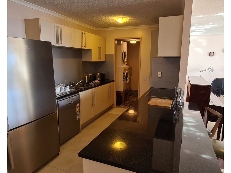 28/107-113 Esplanade, Cairns City QLD 4870