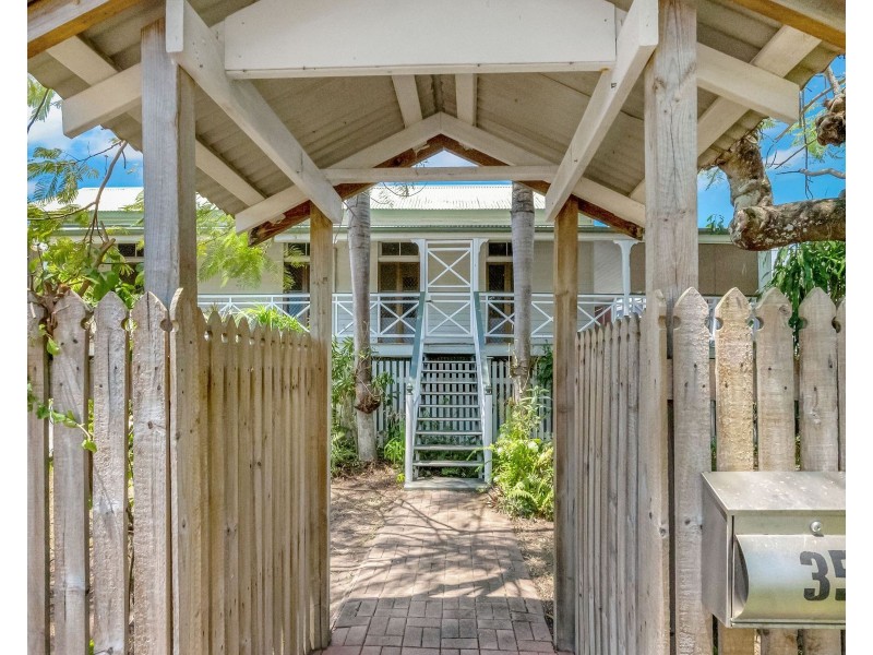 35 Upward Street, Parramatta Park QLD 4870