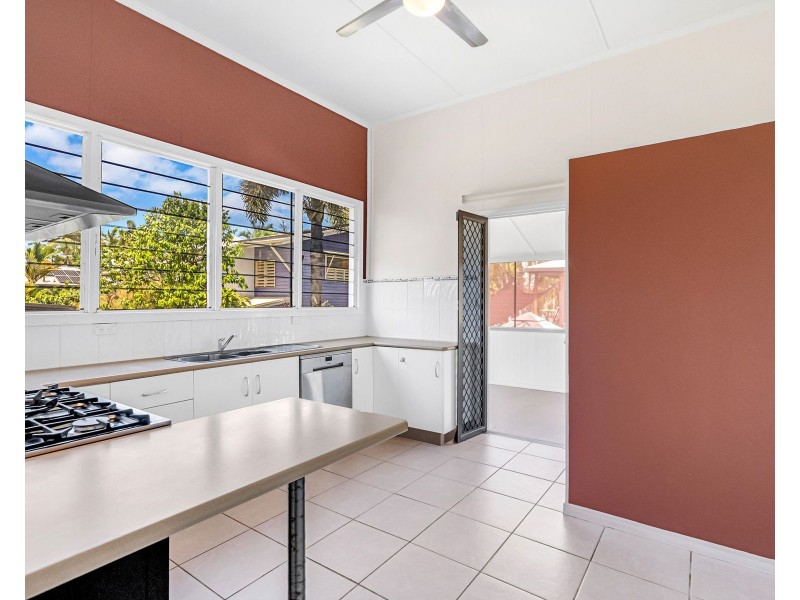 35 Upward Street, Parramatta Park QLD 4870