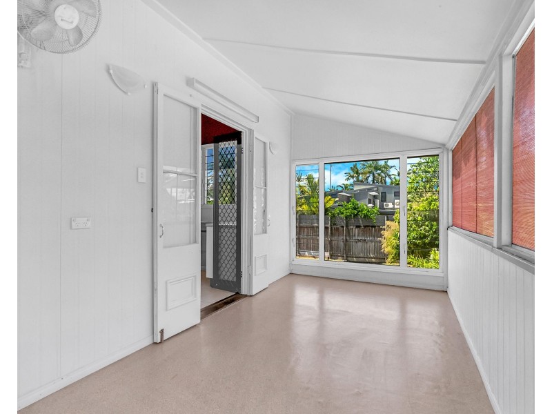 35 Upward Street, Parramatta Park QLD 4870