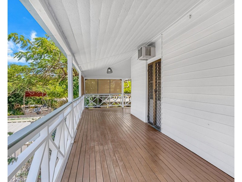 35 Upward Street, Parramatta Park QLD 4870