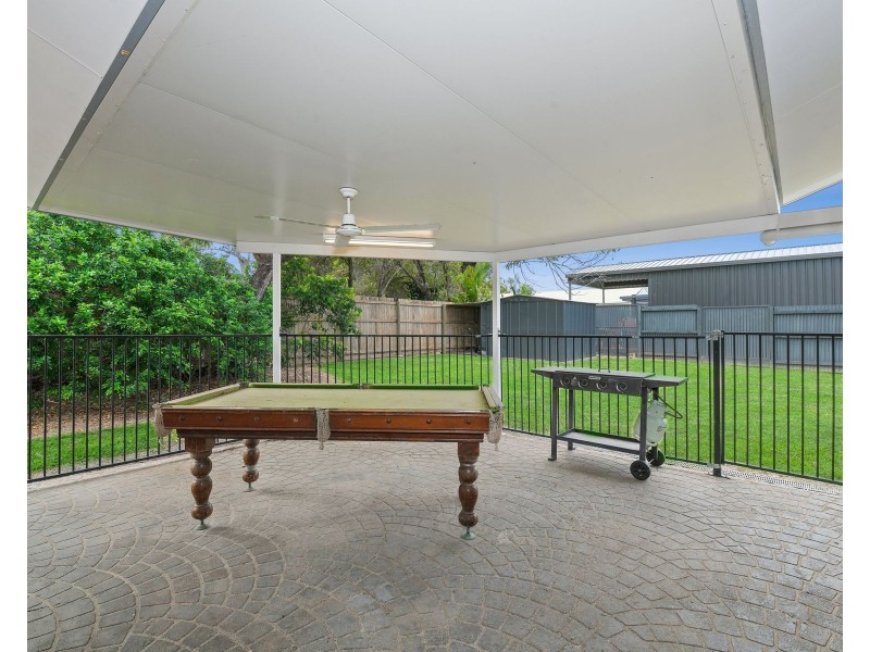 13 Cassandra Close, Mooroobool QLD 4870