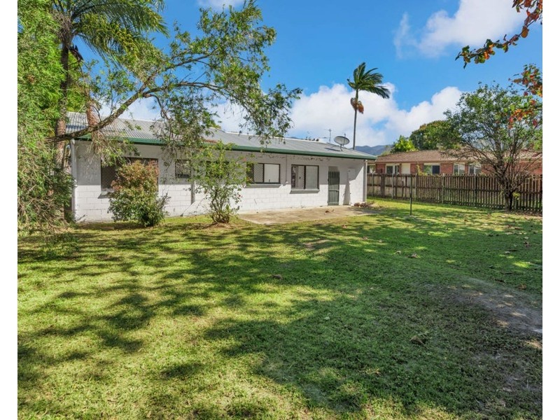 13 Denver Street, White Rock QLD 4868