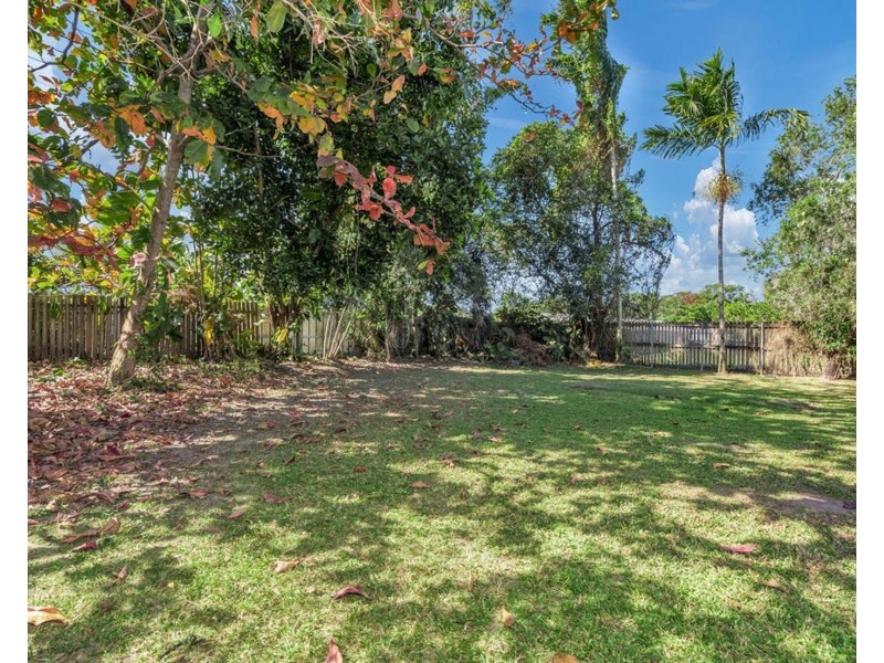 13 Denver Street, White Rock QLD 4868
