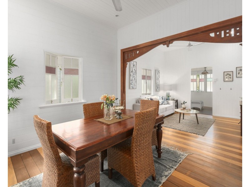 12 Queen Street, Parramatta Park QLD 4870