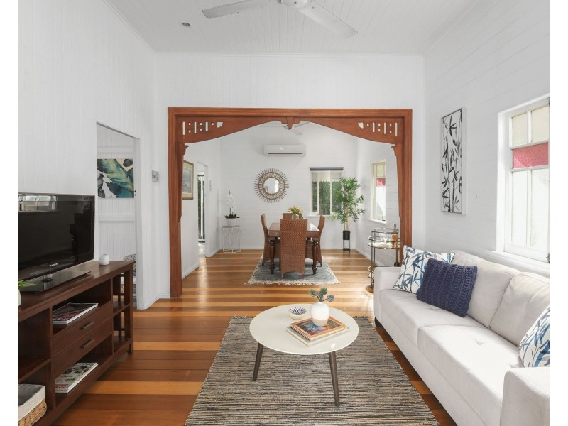 12 Queen Street, Parramatta Park QLD 4870