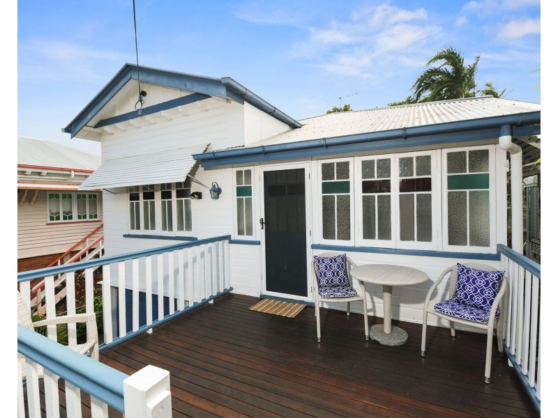 12 Queen Street, Parramatta Park QLD 4870