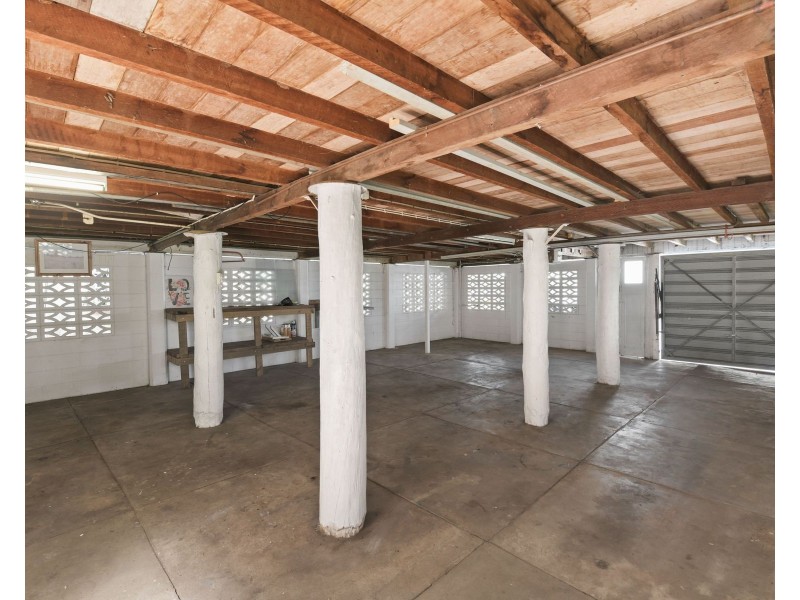 12 Queen Street, Parramatta Park QLD 4870