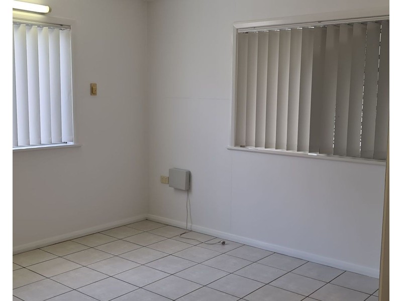 340 Fearnley Street, Manunda QLD 4870