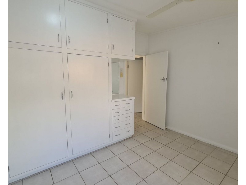 340 Fearnley Street, Manunda QLD 4870
