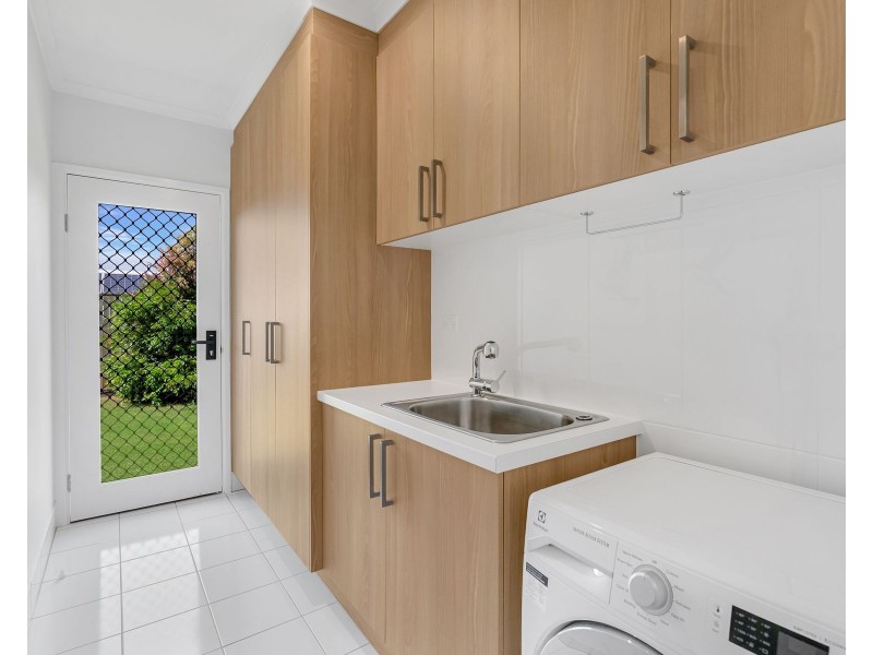 27 Byriel Street, Edmonton QLD 4869