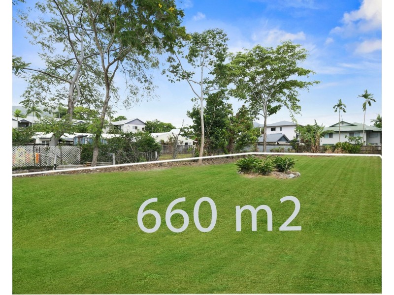 32A Old Smithfield Road, Freshwater QLD 4870