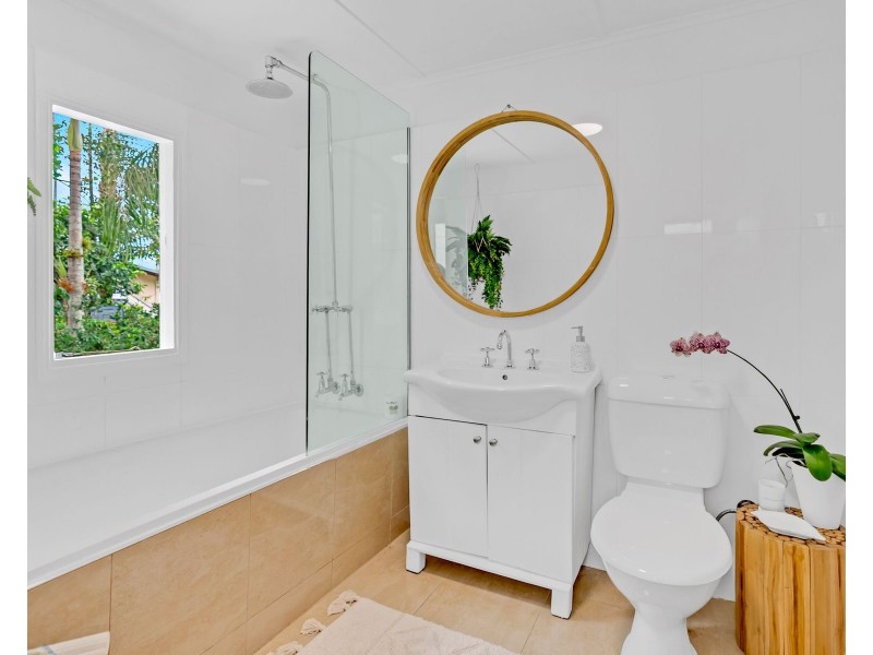 12 Queen Street, Parramatta Park QLD 4870