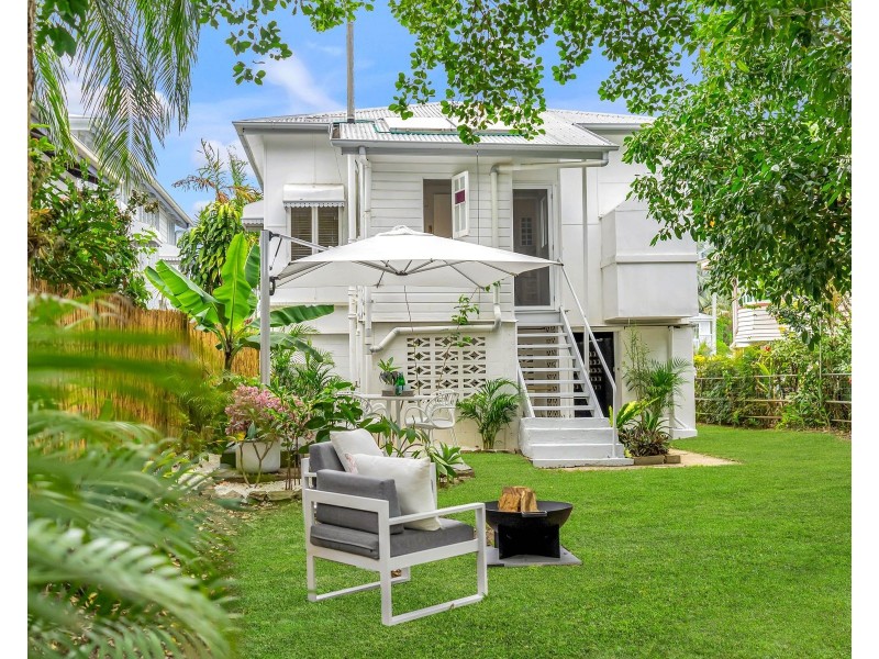 12 Queen Street, Parramatta Park QLD 4870