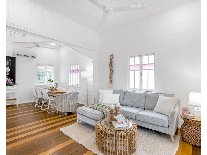 12 Queen Street, Parramatta Park QLD 4870