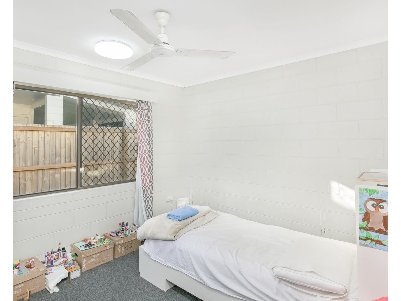 40 Anderson Road, Woree QLD 4868