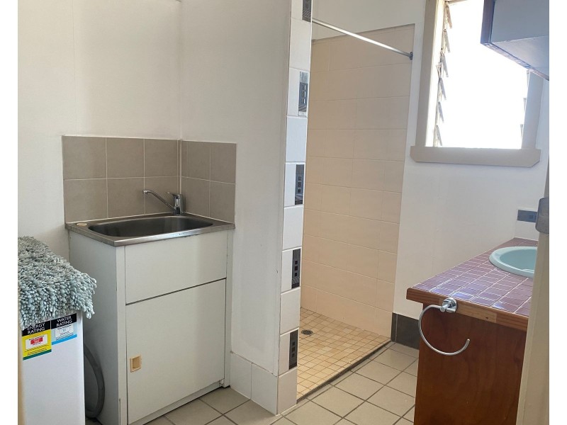 191 Newell Street, Bungalow QLD 4870