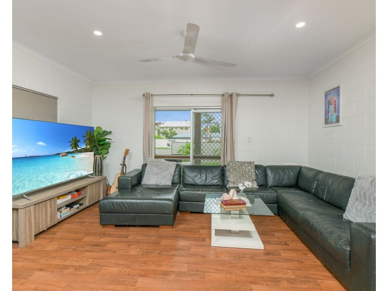 8  Cavanagh Street, Woree QLD 4868