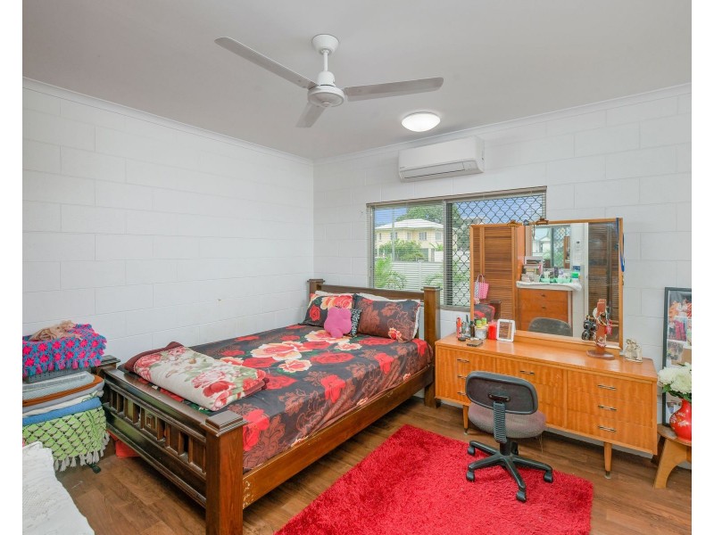 8  Cavanagh Street, Woree QLD 4868