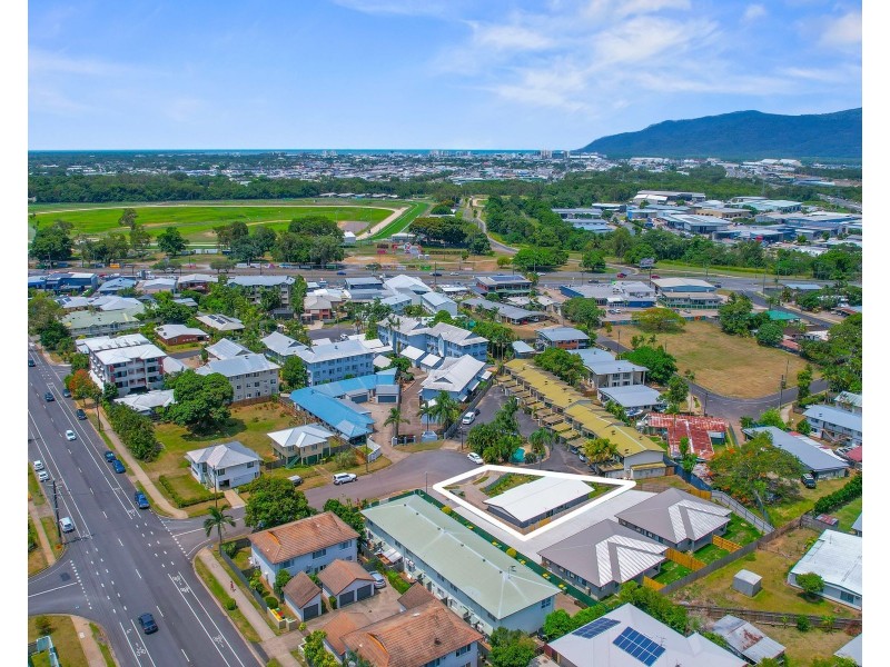 8  Cavanagh Street, Woree QLD 4868