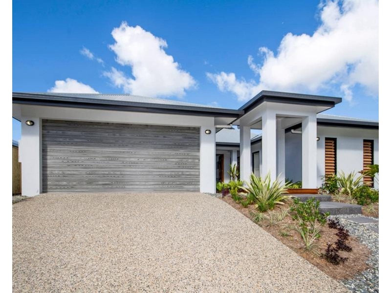 5 Whipbird, Smithfield QLD 4878