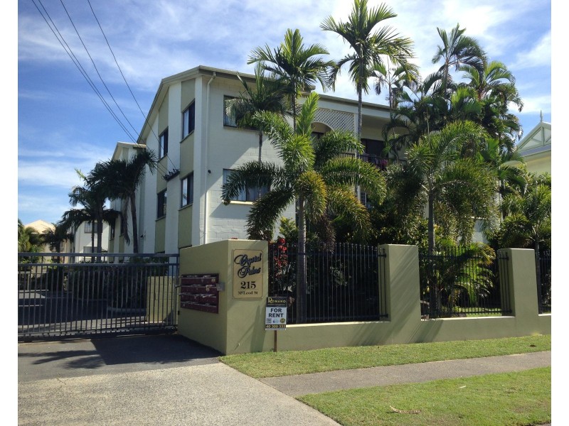 16/215-217 McLeod Street, Cairns North QLD 4870
