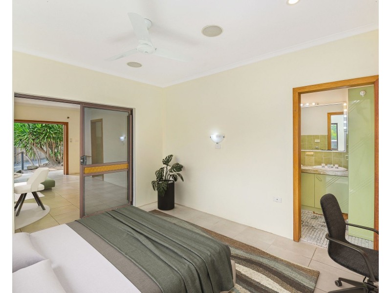 37 View Street, Brinsmead QLD 4870