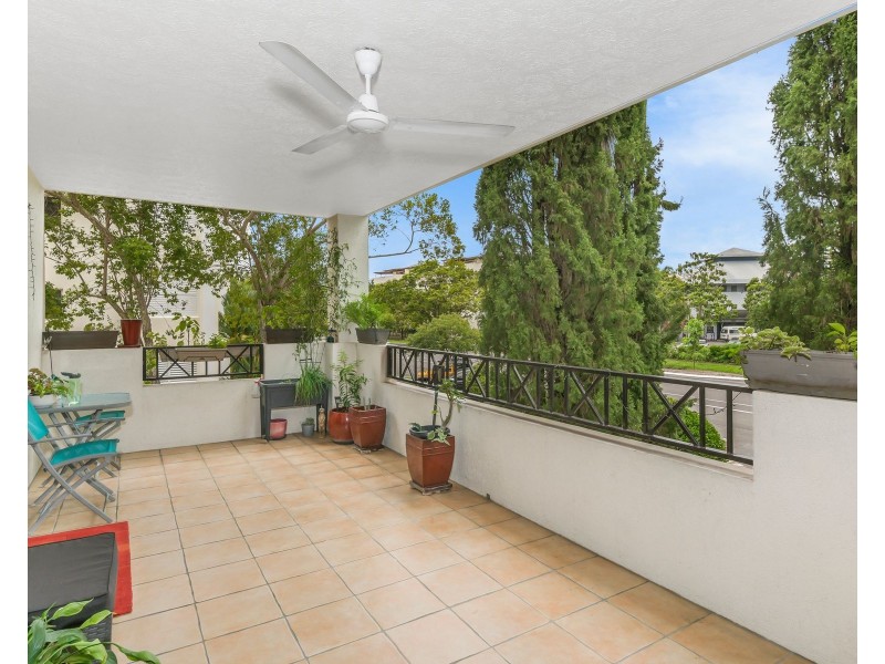 12/310-316 Lake Street, Cairns North QLD 4870