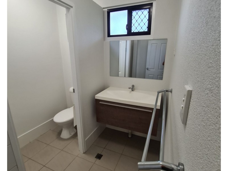 9/338 Sheridan Street, Cairns North QLD 4870