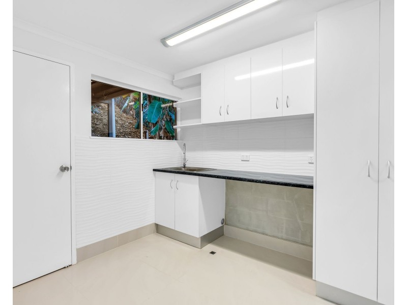 6 Latreille Terrace, Brinsmead QLD 4870
