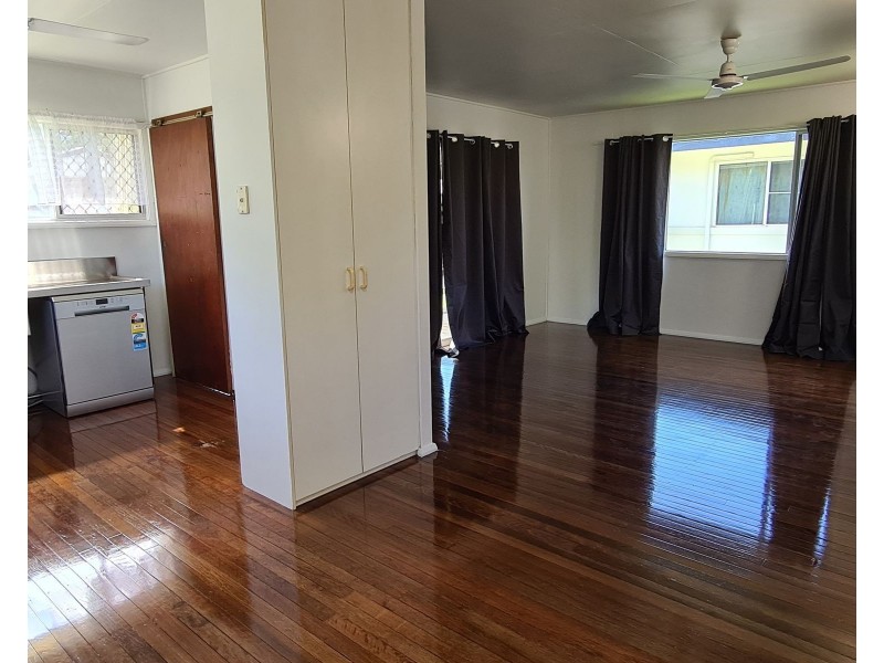 84 Sydney Street, Bayview Heights QLD 4868