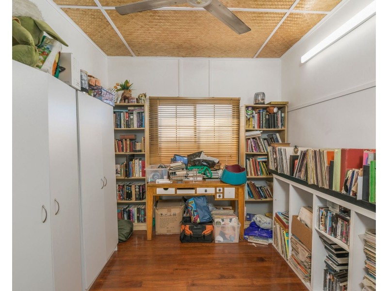 17 Barry Street, Bungalow QLD 4870