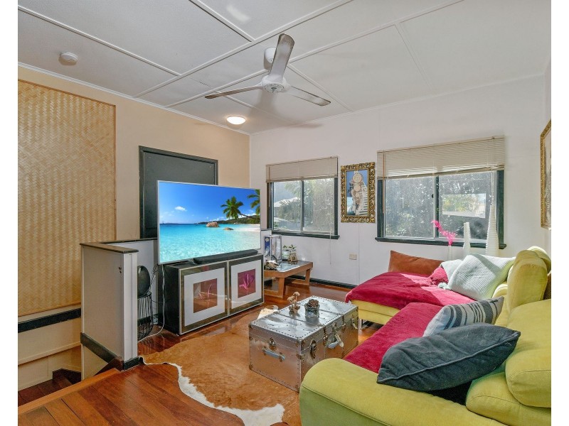 17 Barry Street, Bungalow QLD 4870