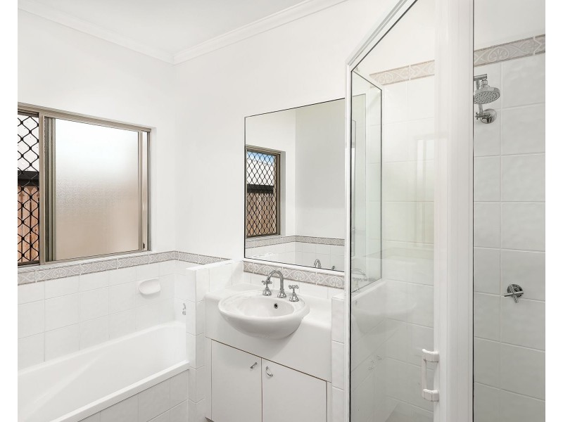 50 West Parkridge Drive, Brinsmead QLD 4870