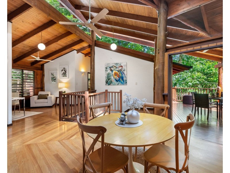 19 Cananga Close, Kamerunga QLD 4870