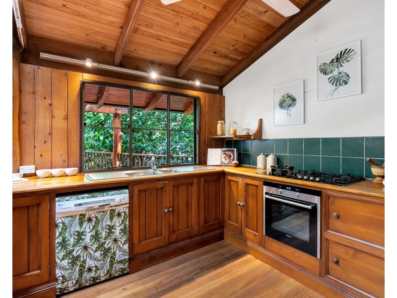 19 Cananga Close, Kamerunga QLD 4870