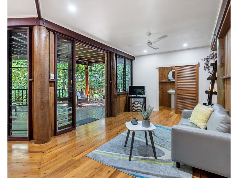 19 Cananga Close, Kamerunga QLD 4870