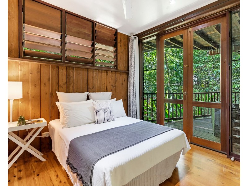 19 Cananga Close, Kamerunga QLD 4870