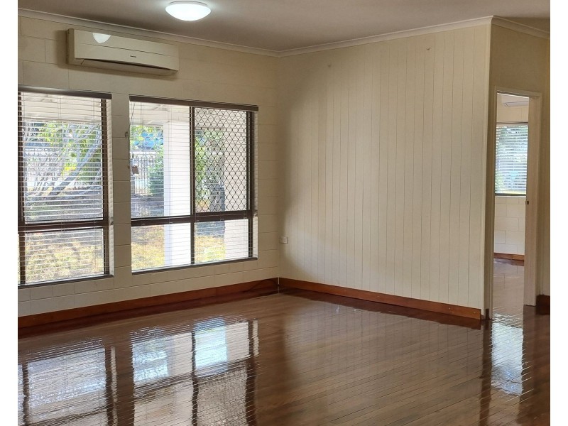 84 Johanna Road, Trinity Beach QLD 4879