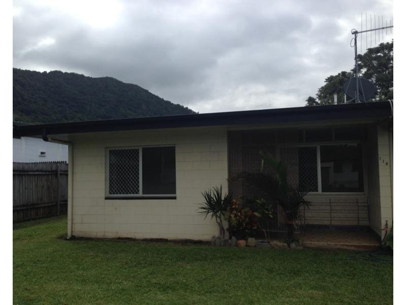 2/114 Balaclava, Earlville QLD 4870