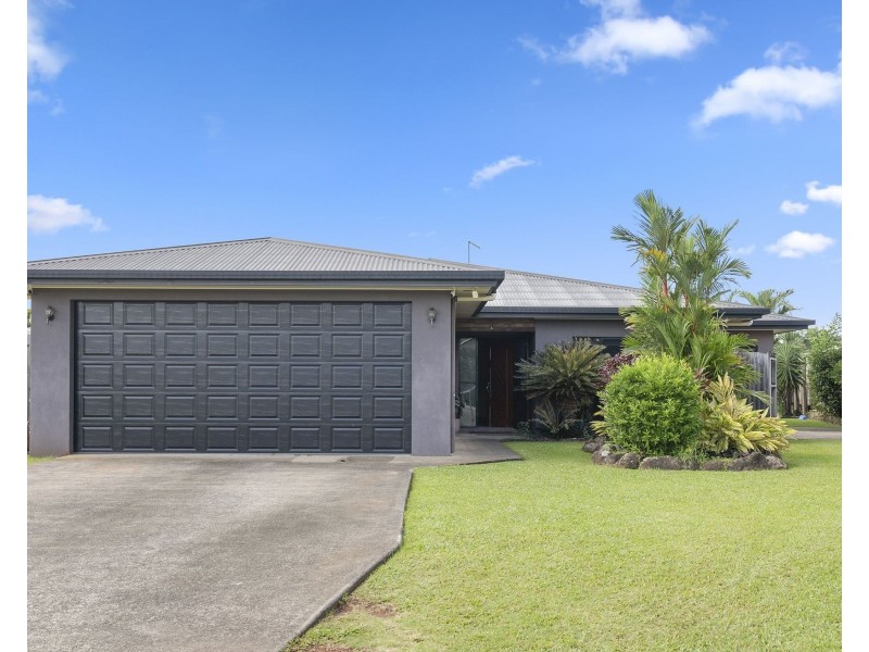 33 Bassett Street, Kanimbla QLD 4870
