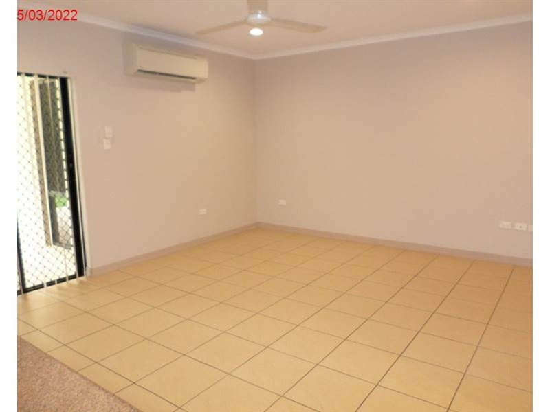 6 Nell Close, Kanimbla QLD 4870