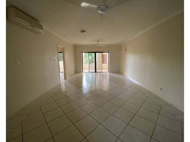 8/310-316 Lake Street, Cairns North QLD 4870