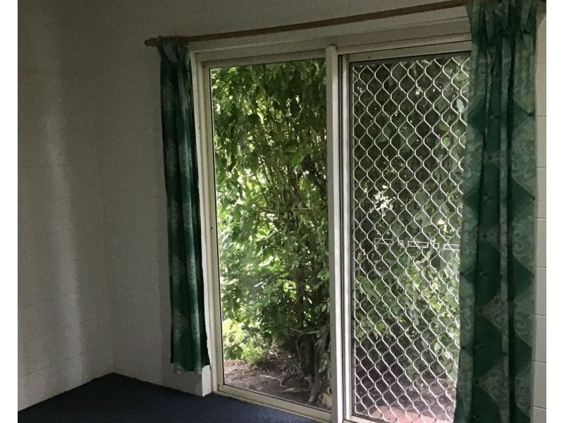 8 Glenrowan Street, White Rock QLD 4868